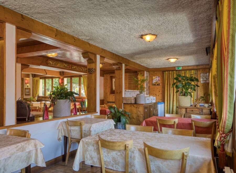 Step into a charming restaurant with a rustic ambiance.