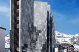 Discover modern luxury in this stunning architectural masterpiece.