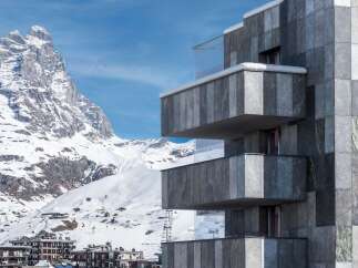 Experience luxury living in this stunning mountain-view property.