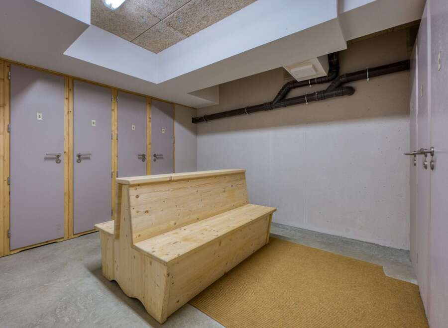 This image showcases a well-designed storage area, perfect for organizing belongings.