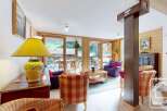 This charming property boasts a bright and airy living space, perfect for relaxation and entertaining.