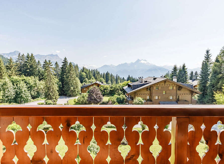 Experience the tranquility of mountain living with this stunning property.