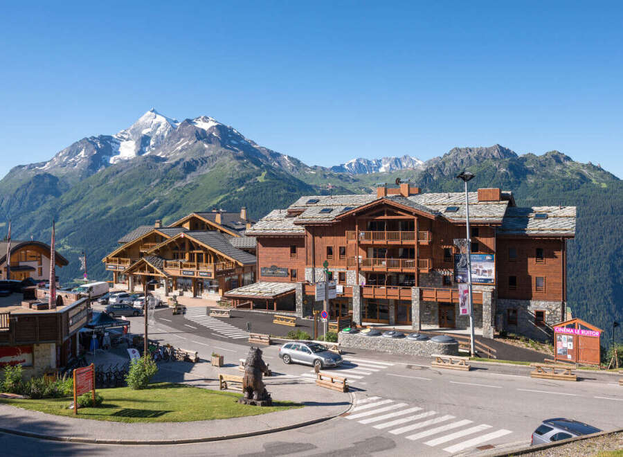 Nestled amidst the breathtaking alpine scenery, this property offers a unique blend of luxury and natural beauty.