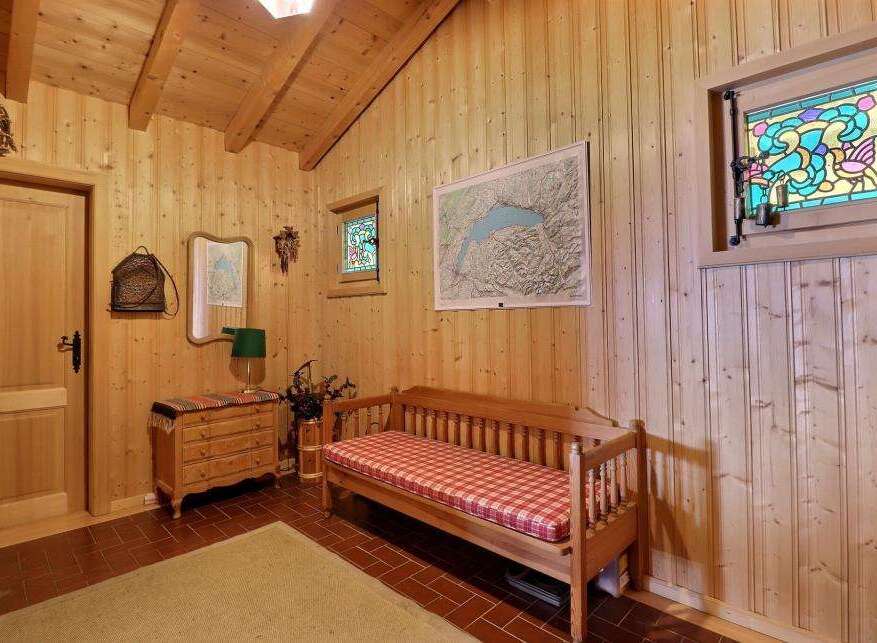 Step into a cozy retreat with this charming interior.
