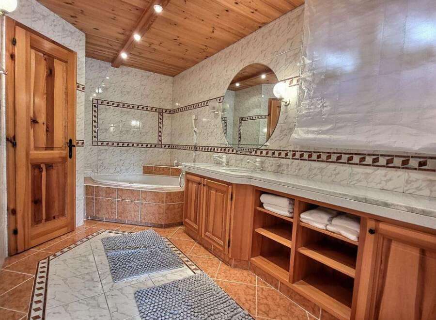 Step into a luxurious bathroom retreat.