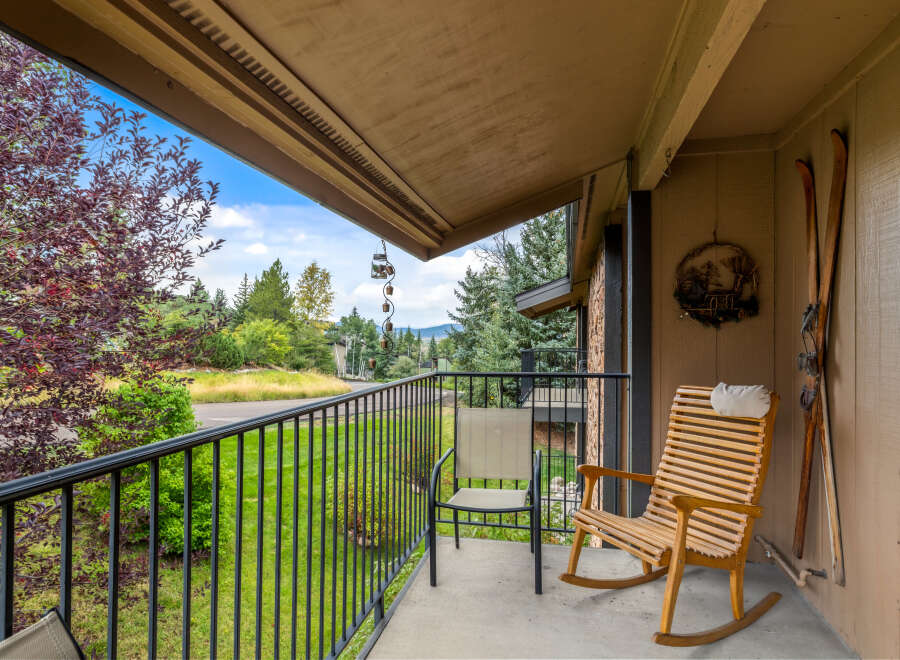 Enjoy the tranquility of this charming balcony, perfect for relaxing and taking in the scenic views.