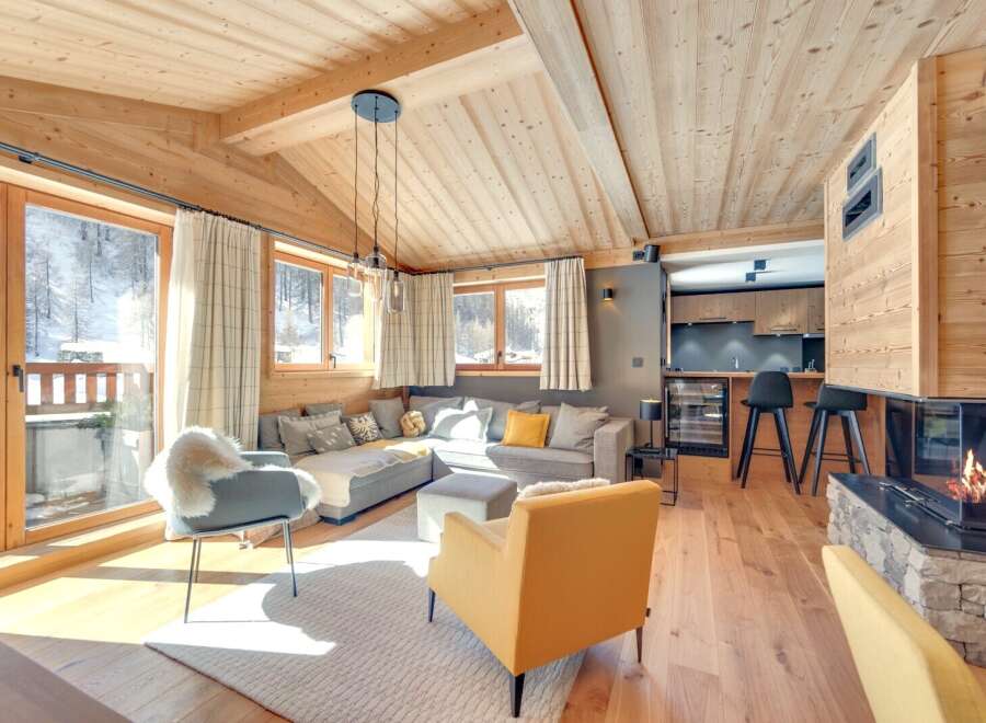 Experience the epitome of luxury living in this stunning chalet.
