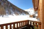 Enjoy breathtaking mountain views from this stunning property.