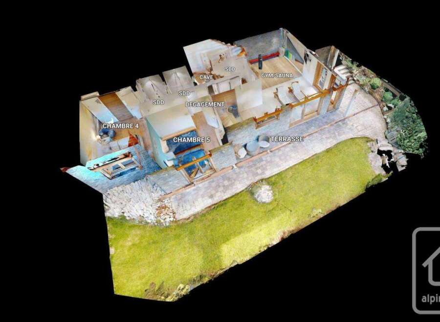 Discover this stunning property featuring a gym/sauna, perfect for relaxation and wellness.