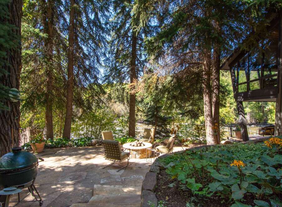 Enjoy the tranquility of this stunning outdoor space, perfect for relaxation and entertaining.