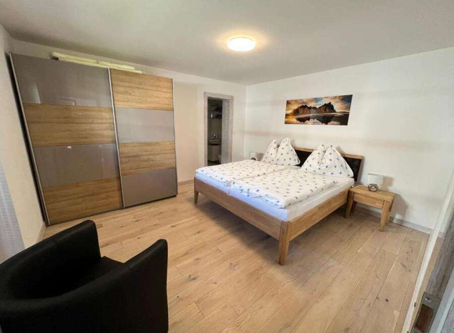 Discover the perfect blend of comfort and style in this inviting bedroom.