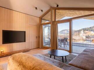 Experience luxury living in this stunning property, featuring a modern interior with a cozy ambiance.