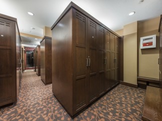 This luxurious property boasts spacious, private lockers, perfect for storing your belongings.