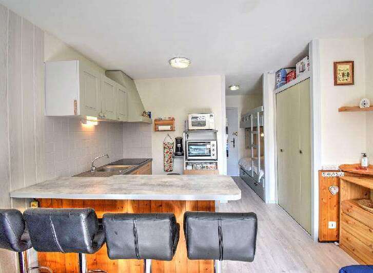 Discover this charming studio apartment, perfect for a cozy getaway.