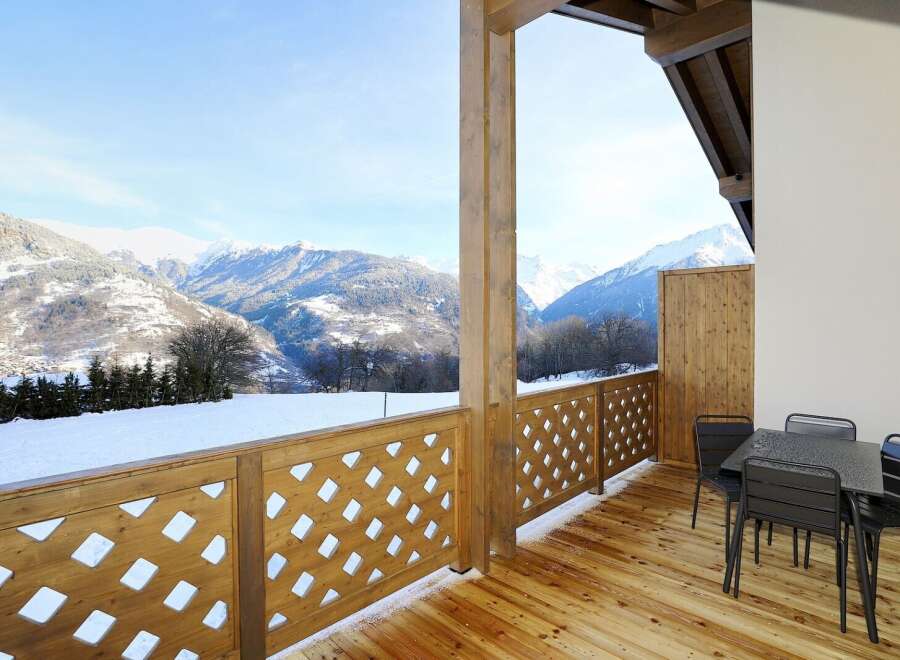 Enjoy breathtaking mountain views from this stunning property.