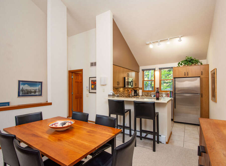 This stunning property boasts a spacious open-concept design, perfect for modern living.