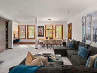 Experience luxury living in this stunning property! This home boasts a spacious open floor plan, perfect for entertaining.