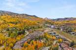 Experience luxury living in this stunning property nestled amidst the breathtaking beauty of the mountains.
