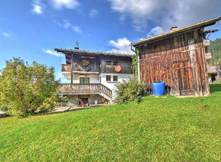 Discover the charm of this beautiful property nestled in a serene setting.