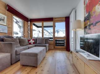 Experience the ultimate in alpine luxury with this stunning property, boasting breathtaking mountain views from every window.