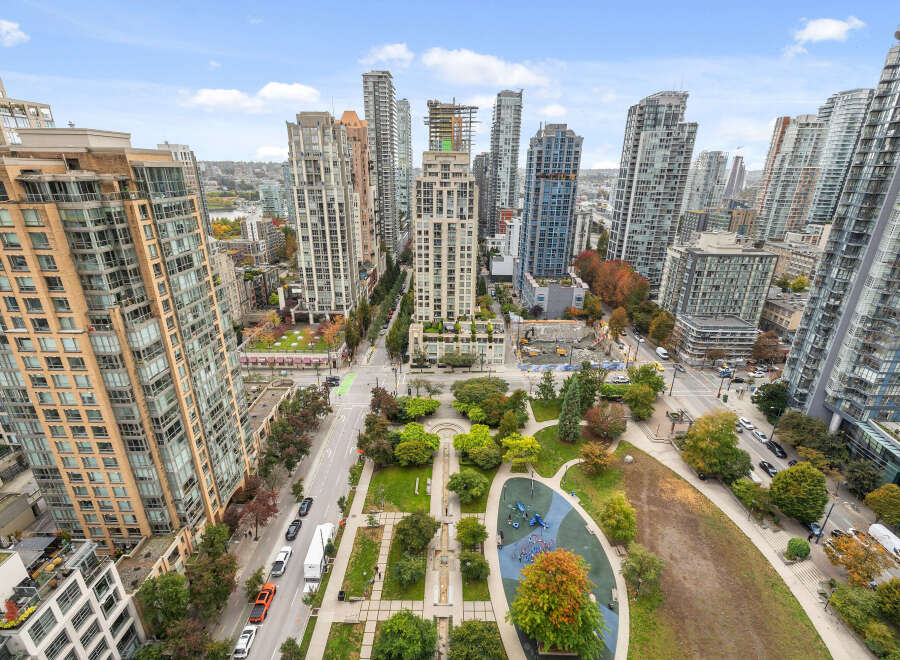 Experience urban living at its finest with this stunning property.