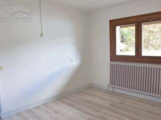 Discover this charming property featuring a bright and airy interior, perfect for comfortable living.