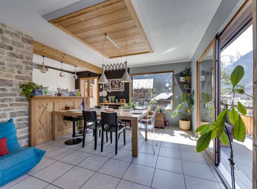 This stunning property boasts a bright and airy dining area, perfect for entertaining.