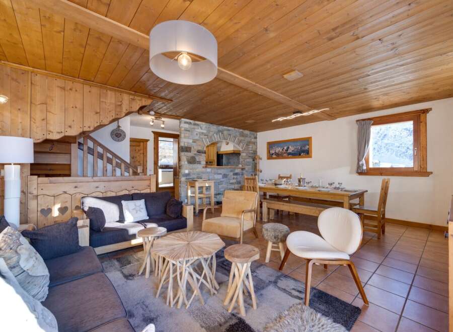 Discover the charm of this cozy chalet, perfect for a mountain getaway.