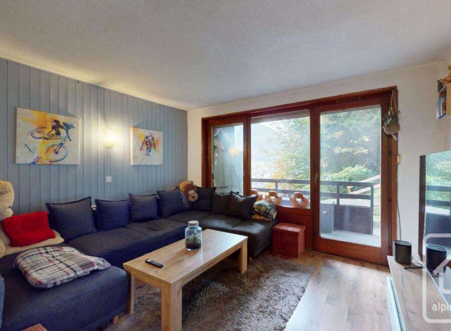 Discover the charm of this cozy living space, perfect for relaxation and entertainment.