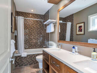 Step into luxury with this beautifully designed bathroom.