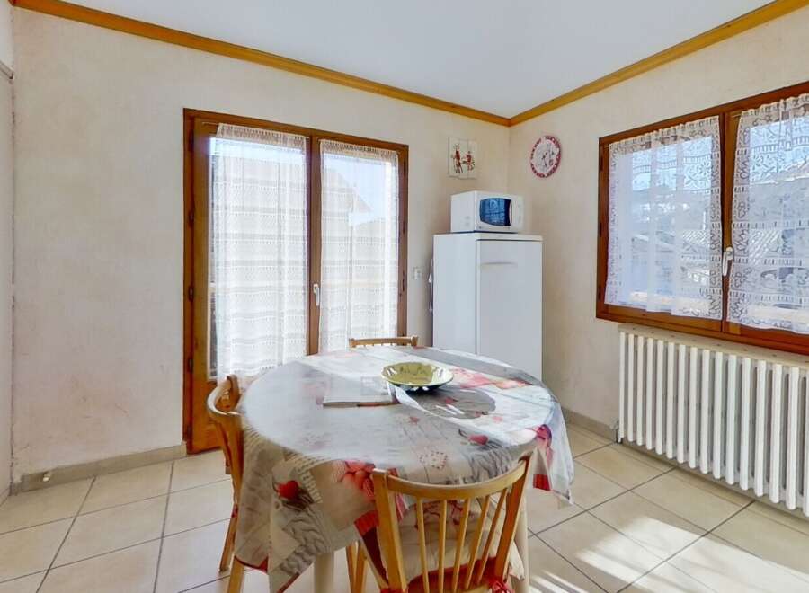 Discover the charm of this inviting kitchen, perfect for creating memorable meals.
