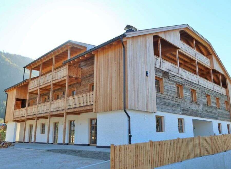Discover the charm of this stunning property, showcasing a unique blend of rustic and modern design.