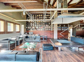 Discover the epitome of modern living in this stunning property, boasting a unique blend of industrial design and sophisticated comfort.