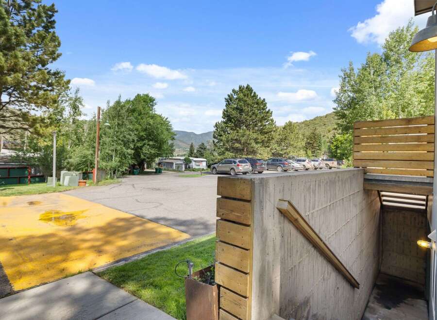 Discover this charming property featuring a unique architectural design and inviting outdoor spaces.