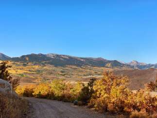 Discover the beauty of this stunning property, nestled in a picturesque landscape.