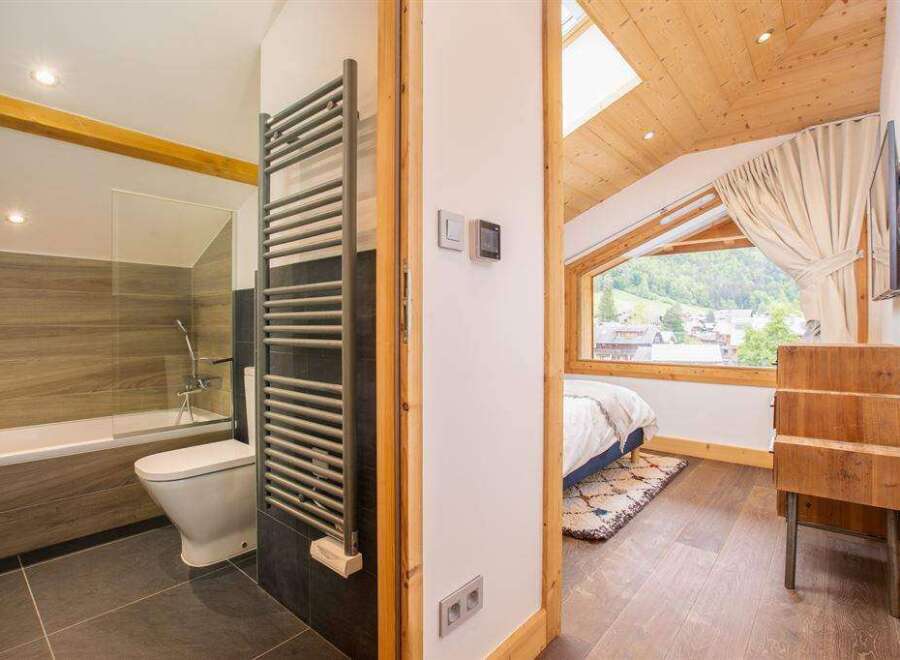 Discover the perfect blend of comfort and style in this stunning property.