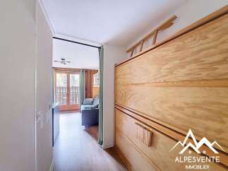Discover this charming property, perfect for those seeking a cozy retreat.