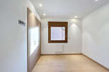 Discover the elegance of this beautifully designed room, featuring a modern aesthetic and ample natural light.