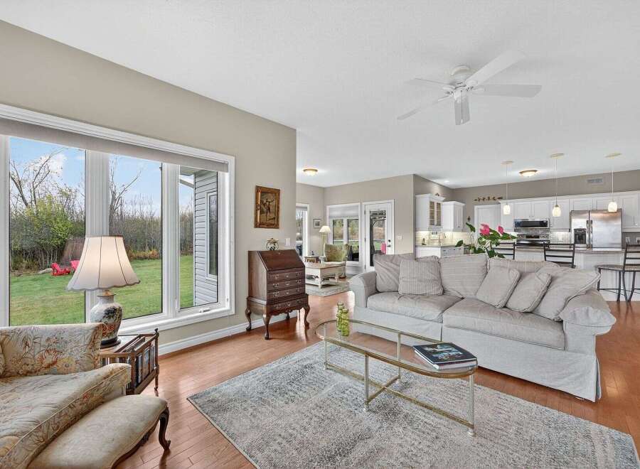 This stunning property boasts a bright and airy living space, perfect for entertaining or relaxing.