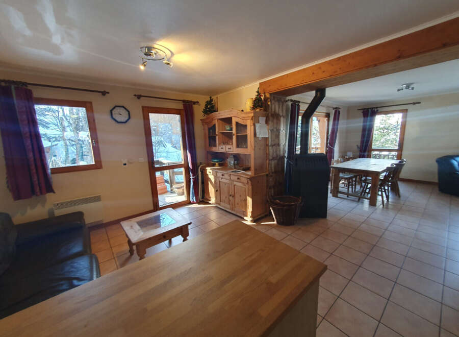Discover the charm of this inviting living space, perfect for cozy gatherings.