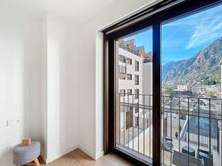 Enjoy breathtaking mountain views from this stunning property.