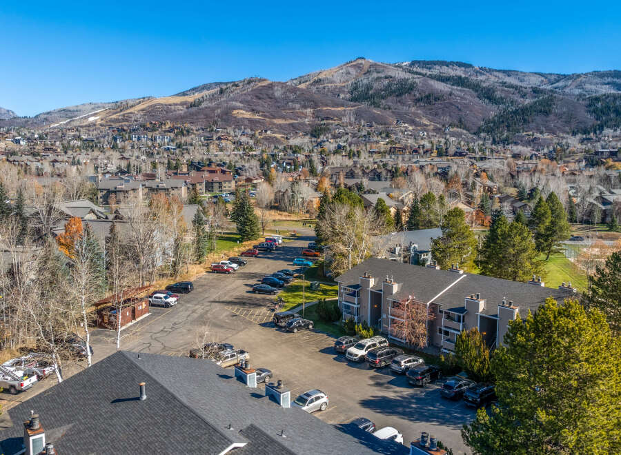 Discover the charm of this stunning property nestled in a picturesque mountain setting.