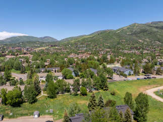 Discover the charm of this stunning property nestled in a picturesque mountain setting.