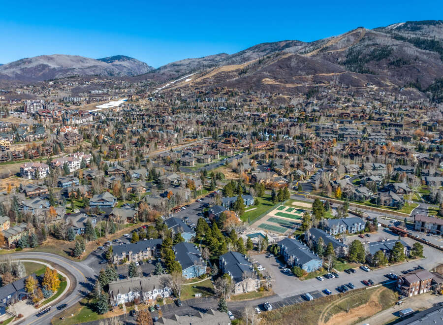 Discover the charm of this stunning property nestled in a picturesque mountain setting.