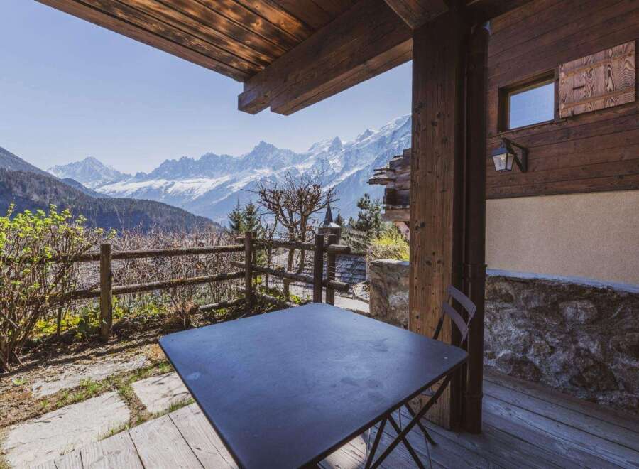Experience breathtaking mountain views from this charming chalet.