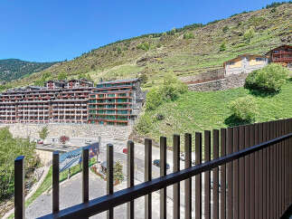 Discover the epitome of mountain living in this stunning property, offering breathtaking views and unparalleled comfort.