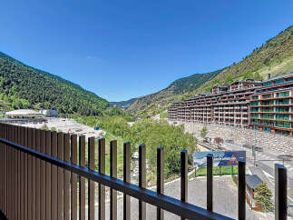 Enjoy breathtaking mountain views from this stunning property.