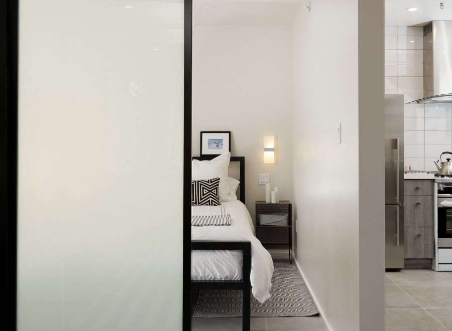 Discover the charm of this cozy studio apartment, perfect for modern living.