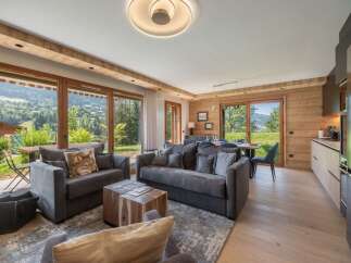 Experience luxury living in this stunning property, boasting breathtaking views and modern amenities.
