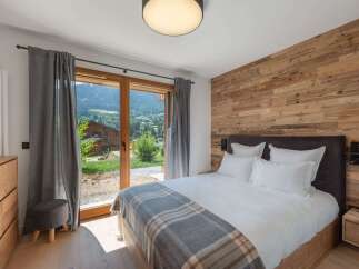 Experience the ultimate in luxury and comfort in this stunning bedroom.